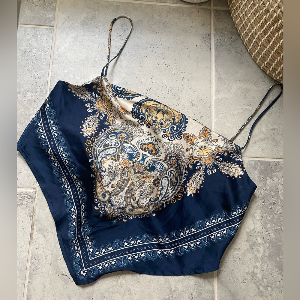 Ooh la Luxe crop top